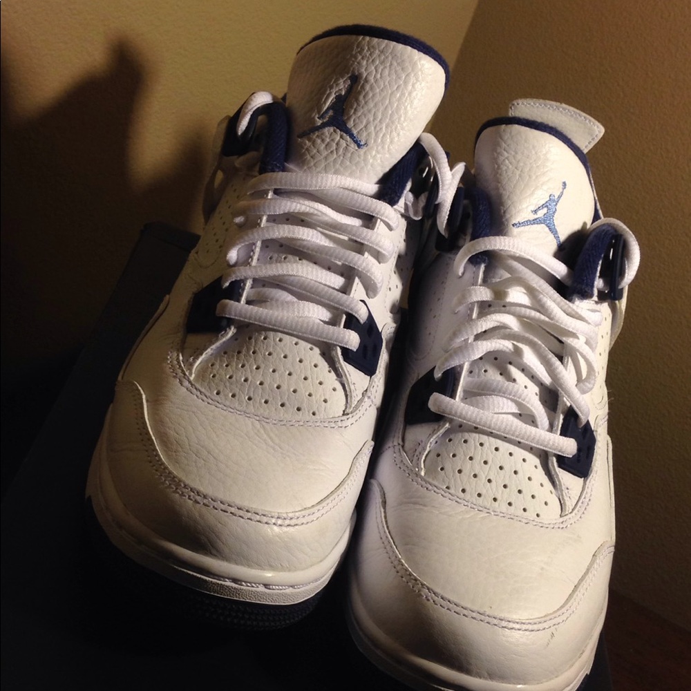 Jordan Columbia 4's 5.5 WORN TWICE